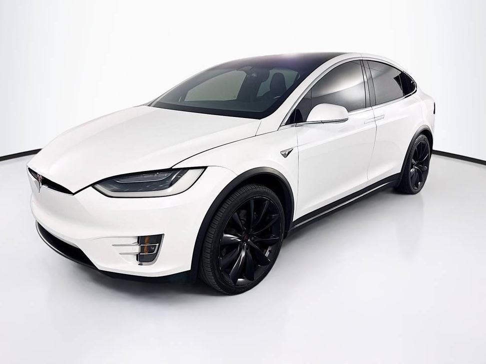 TESLA MODEL X 2019 5YJXCDE24KF199095 image